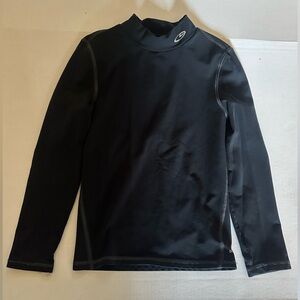 Champion Kids M (8) Black Long Sleeve Rash Guard/ Base Layer